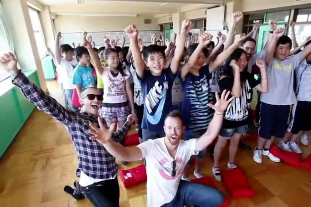 Linkin Park Visit Japanese Students Linkin Park Visit Japanese Students