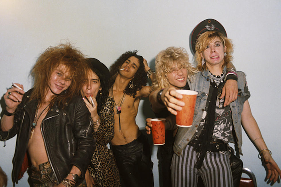 31 Years Ago: Guns N&#8217; Roses Sign to Geffen Records