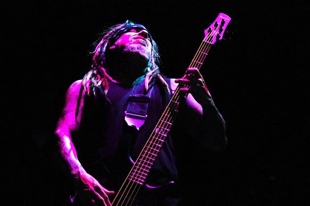 Korn (9)