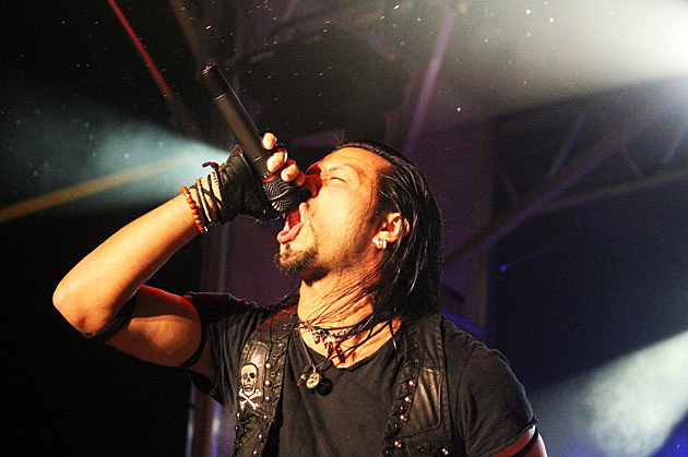 Pop Evil (3)
