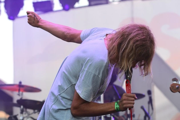 awolnation4