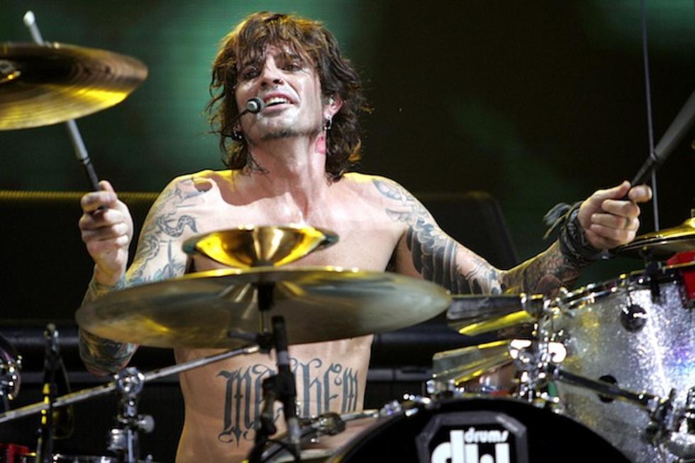 Tommy Lee 'Back to 100 Percent' After Tendonitis Bout