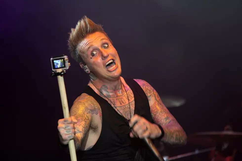 Jacoby Shaddix Reveals New Papa Roach Album Title 'F.E.A.R.'