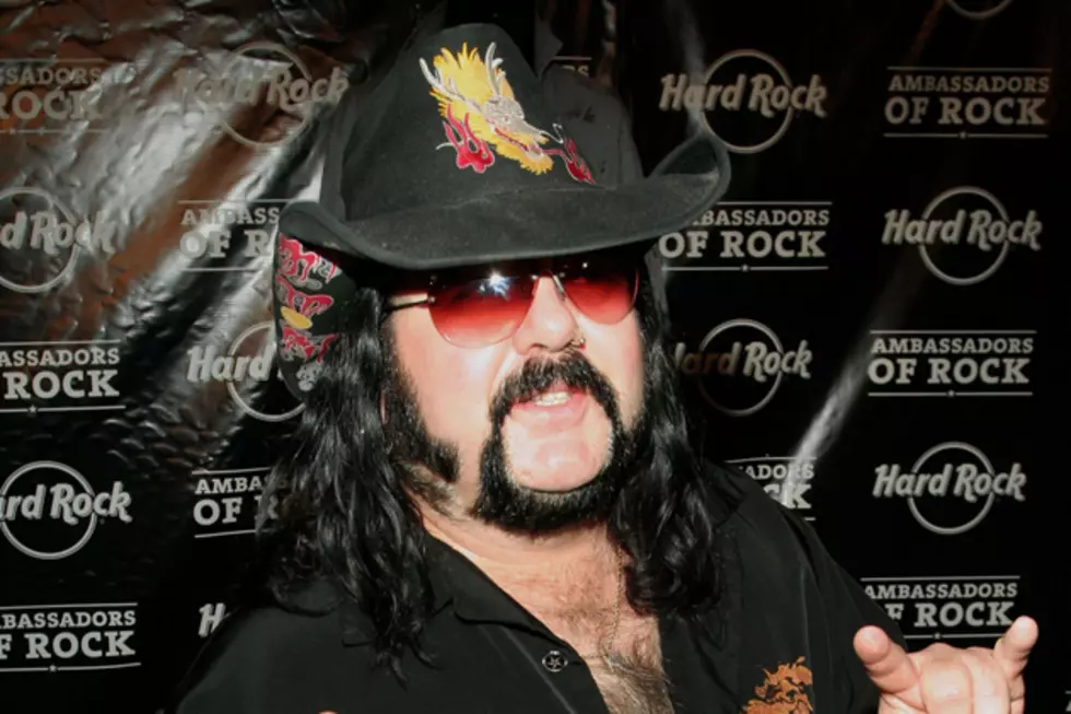 Vinnie Paul Dresses Up as King Diamond for Hellyeah Show, Suggests Odd Hangover Cures