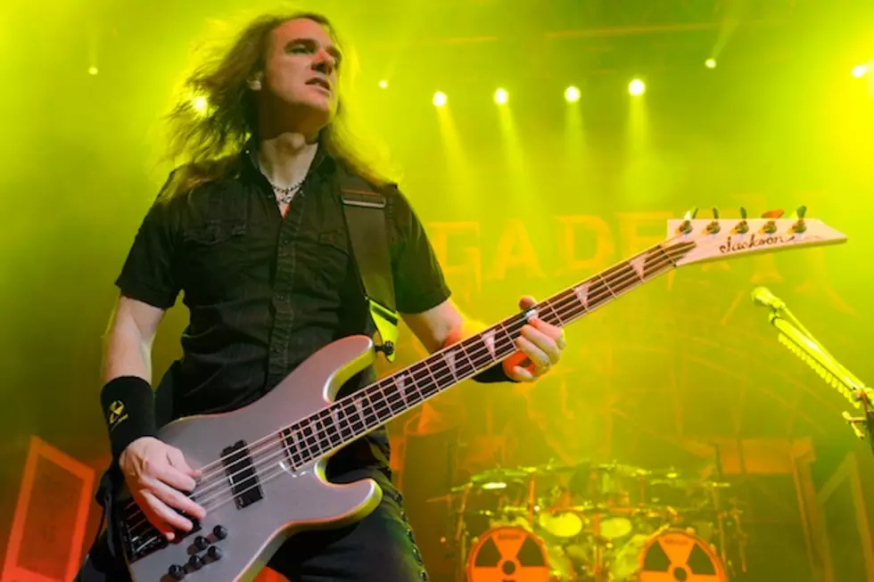 Megadeth&#8217;s David Ellefson Speaks to High School Students About Drug Addiction + Recovery