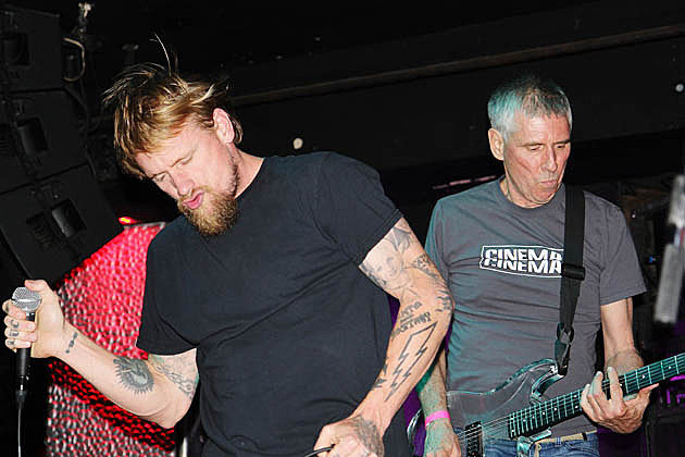 Black Flag (2)