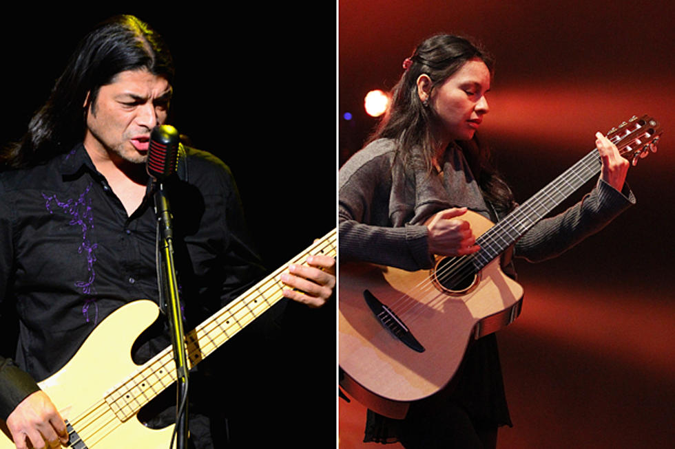 Bassist Robert Trujillo Joins Rodrigo y Gabriela for Live Metallica Medley