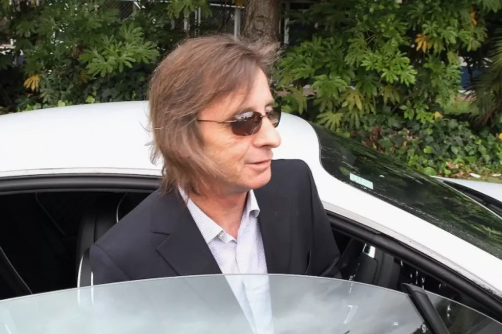 AC/DC&#8217;s Phil Rudd Pleads Guilty to Drug Possession and Threatening to Kill Charges