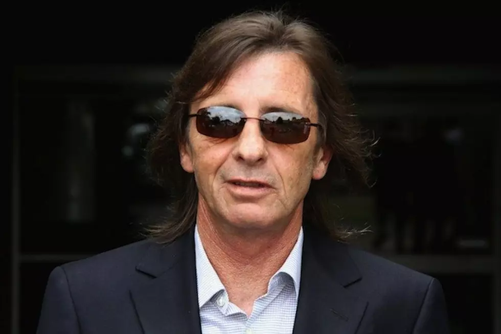 Arrest Warrant Briefly Issued for AC/DC’s Phil Rudd Before Bizarre Court Appearance