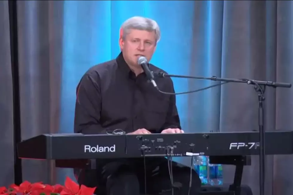 Canadian Prime Minister Stephen Harper Jams Guns N’ Roses’ ‘Sweet Child O’ Mine’