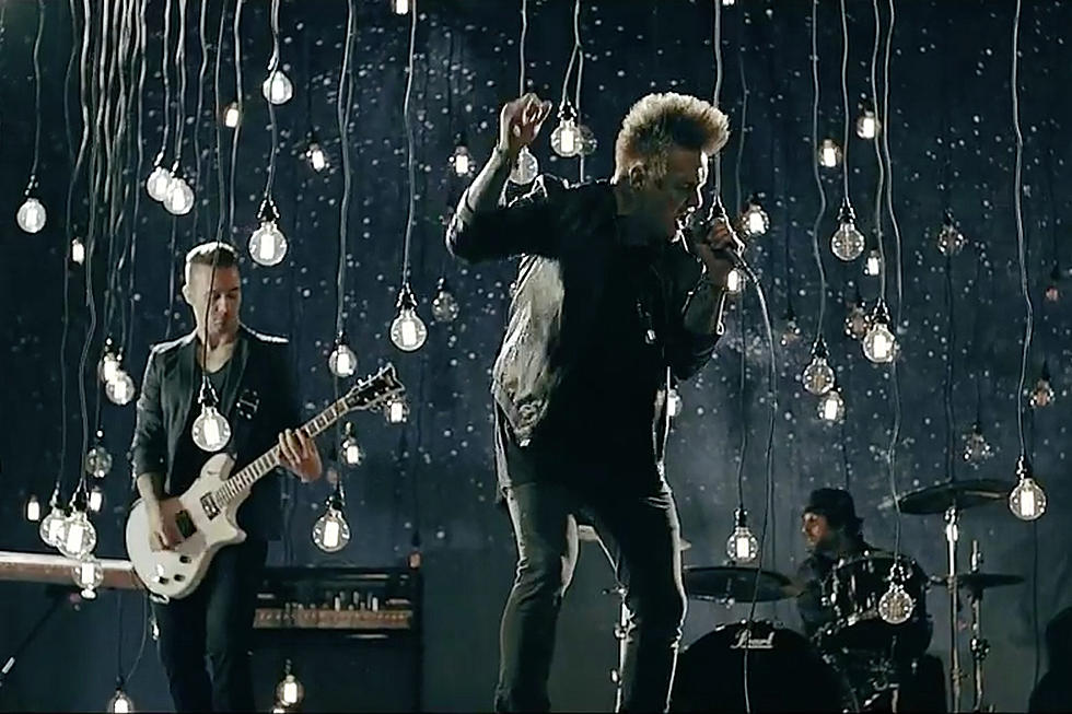 Papa Roach Unleash 'Gravity' Video Featuring Maria Brink