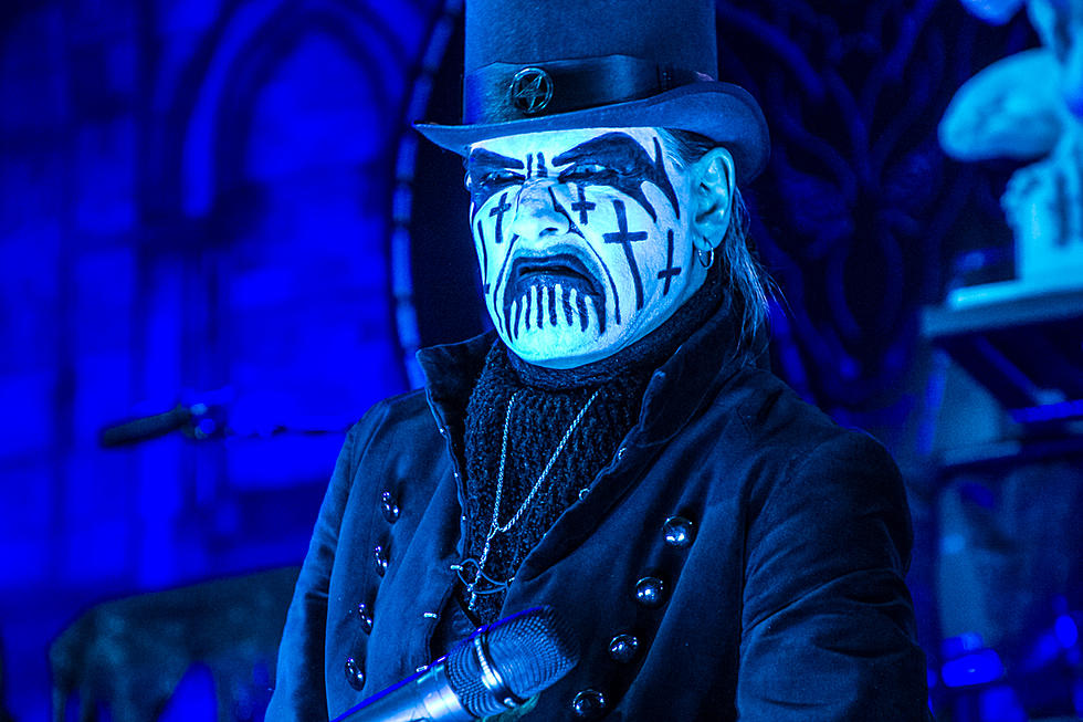 King Diamond Forced to Perform Without Makeup at Milwaukee Show