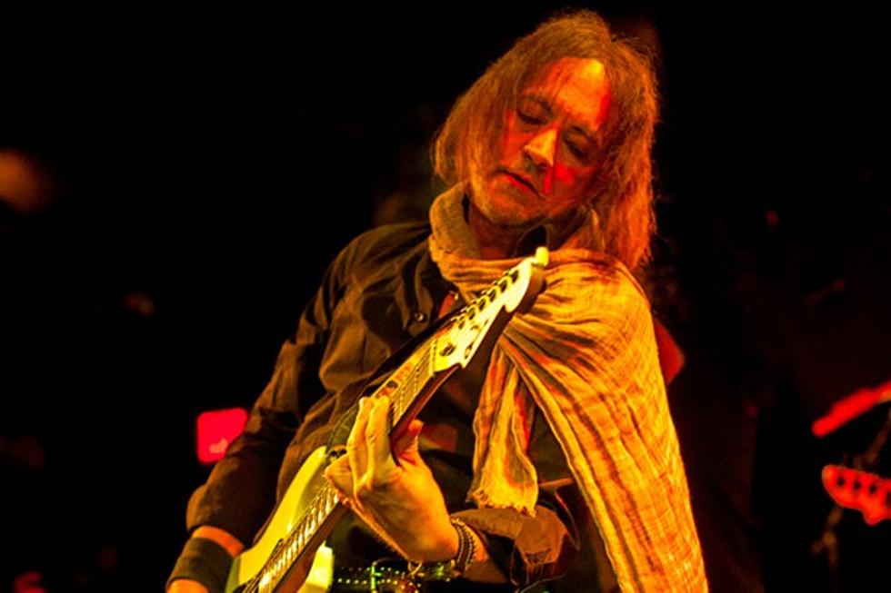 Jake E. Lee and Red Dragon Cartel Bandmates Escape Limo Fire