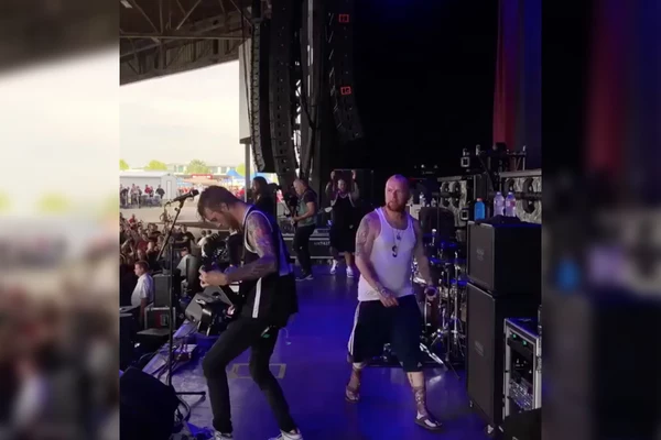 five finger death punch zombie cranberries cover bad wolves play zombie with five finger death punch vocalist five finger death punch zombie cranberries cover bad wolves play zombie with five finger death punch vocalist