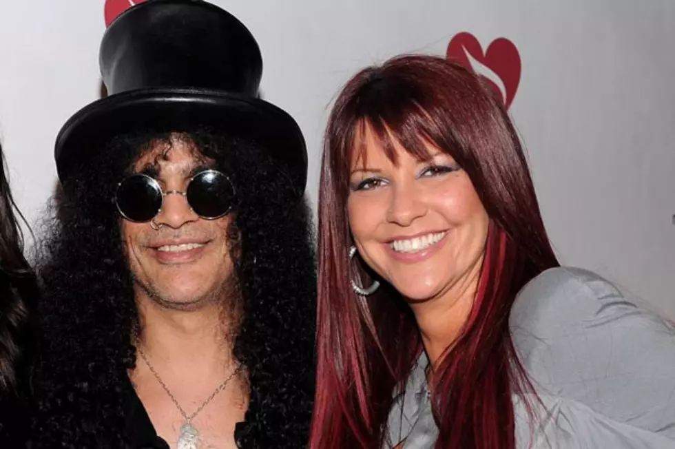 Slash to Renew Wedding Vows With Wife Perla