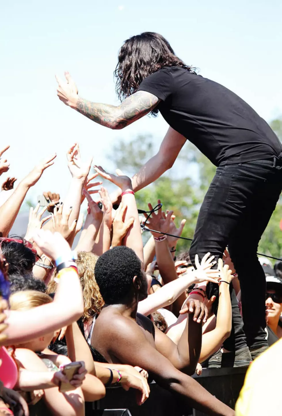 Liz Ramanand, Loudwire