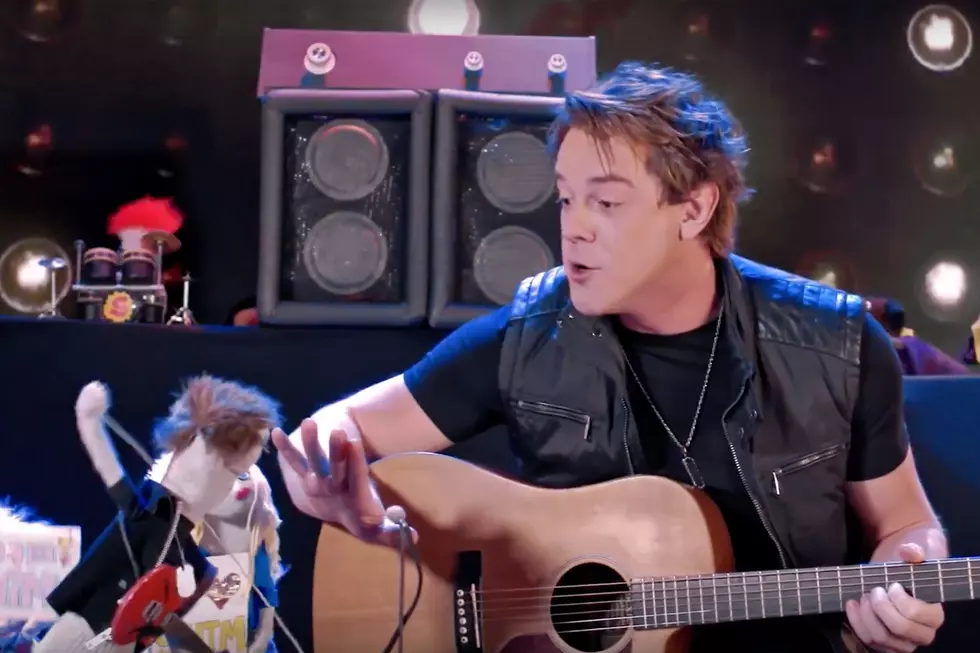 Shim Gets an Amen From Sock Puppet Choir in ‘Hallelujah’ Video – Exclusive Premiere