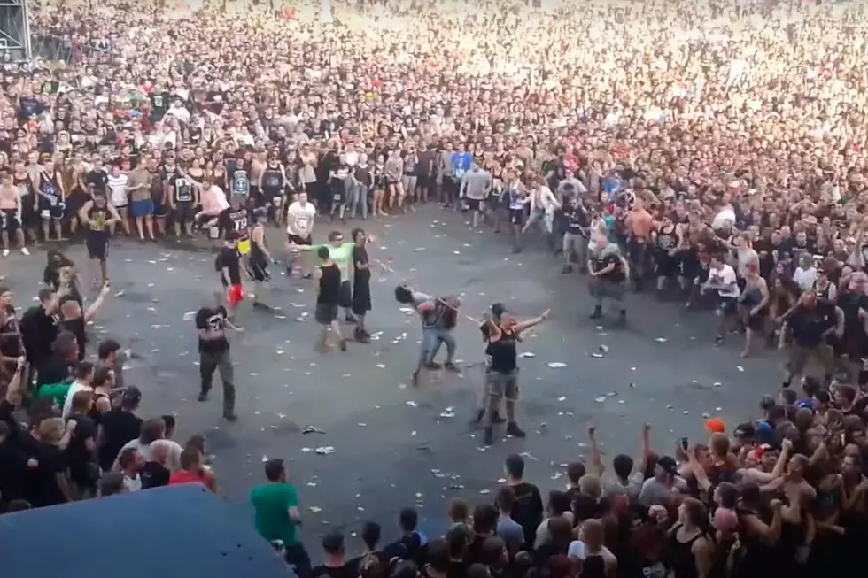 Walls of Death But They Get Increasingly Massive – Watch