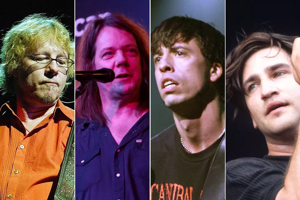 The Supergroup Dave Grohl Was in That Released an Album a Month Before Kurt Cobain Died
